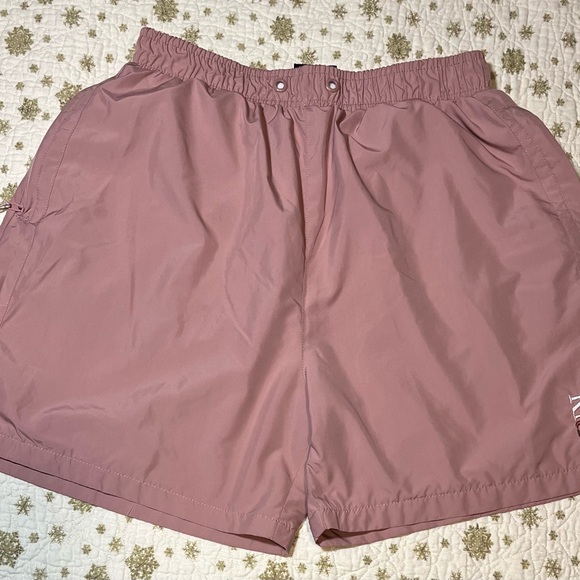 Kith men’s active shorts size M - Picture 1 of 7